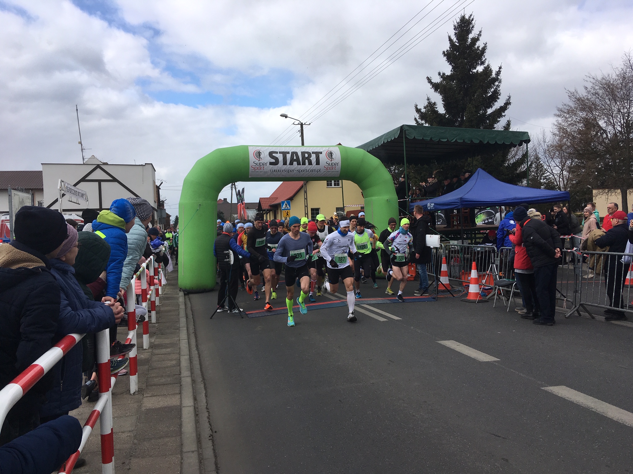 bieganie bukowie górny - Jacek Marciniak - Radio Poznań