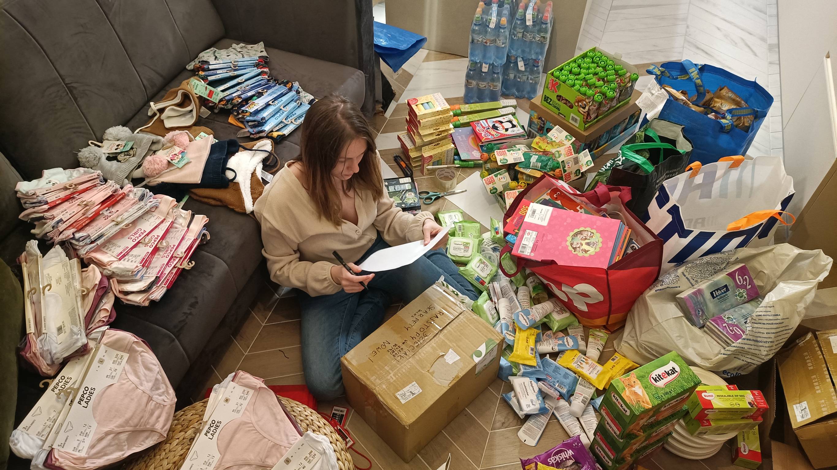 Polsko-tajwańskie małżeństwo ze Środy zbiera pieniądze dla ukraińskich uchodźców Maria i Darren Li  - Maria Li