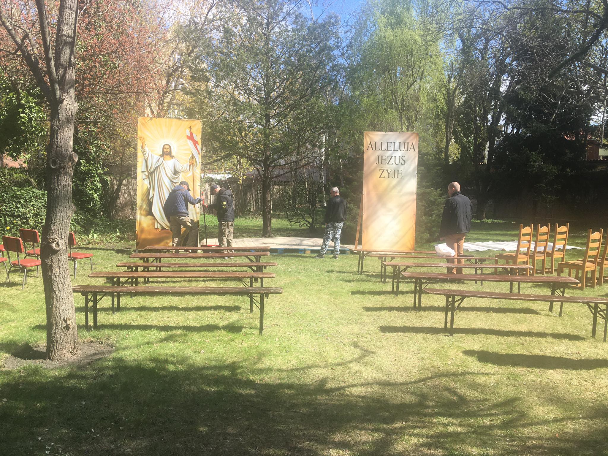 śniadanie wielkanocne łąkowa poznań przygotowania do mszy - Jacek Butlewski