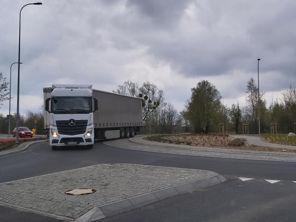 kurlandzka tiry problemy z ruchem - Krzysztof Polasik