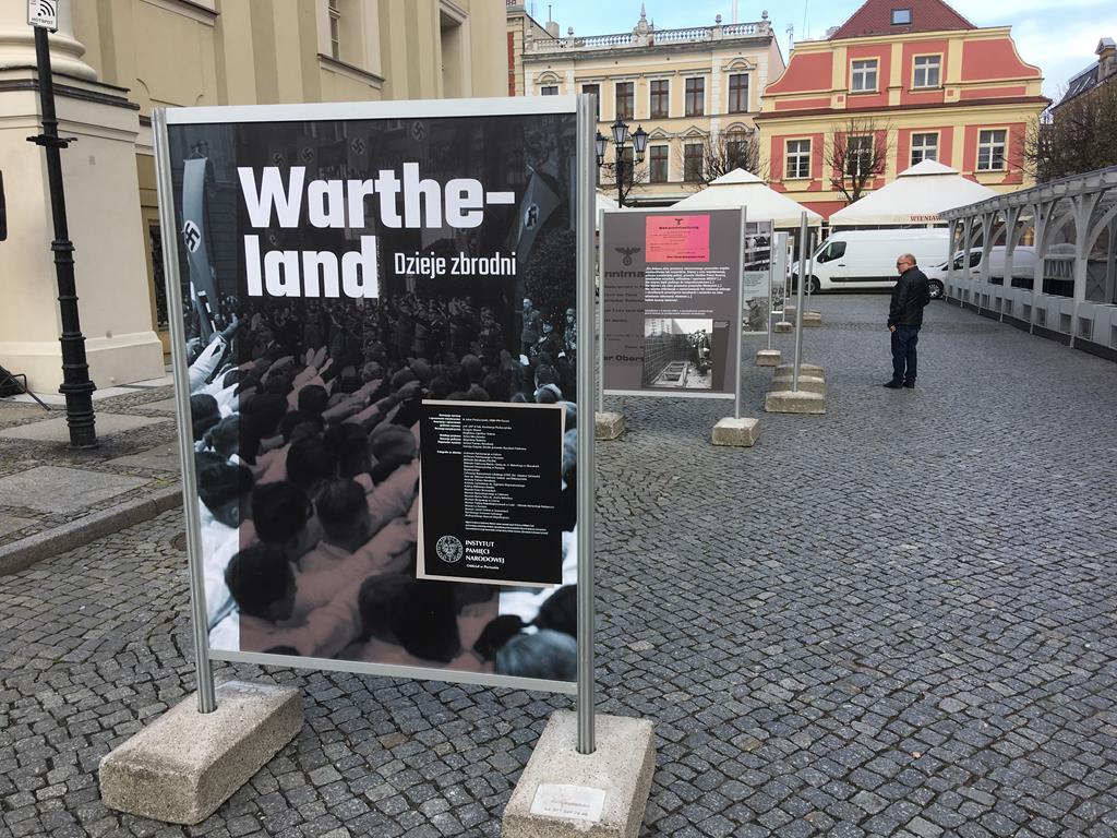 "Wartheland. Dzieje zbrodni" - wystawa  w Lesznie  - Jacek Marciniak