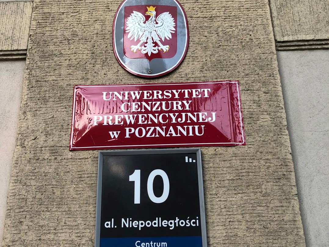 Młodzież Wszechpolska Poznań uniwersytet cenzury prewencyjnej przerobiony napis uniwersytet ekonomiczny  - Młodzież Wszechpolska Poznań