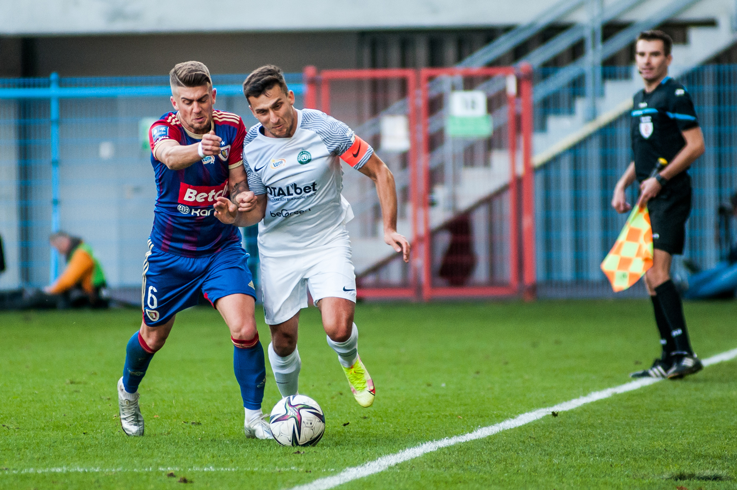 warta piast  - Piotr Leśniowski - Warta Poznań