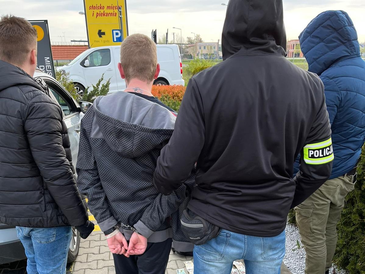 uciekinier 28 latek uciekł ze szpitala ukrywał się w kórniku - KWP