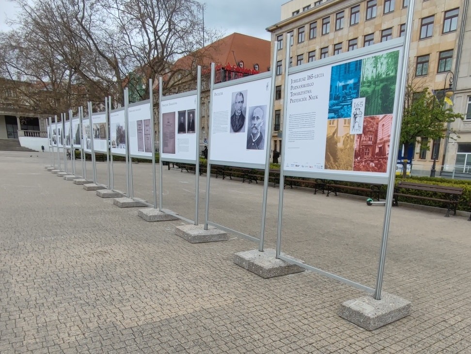 Poznańskie Towarzystwo Przyjaciół Nauk wystawa plac wolności - Poznańskie Towarzystwo Przyjaciół Nauk