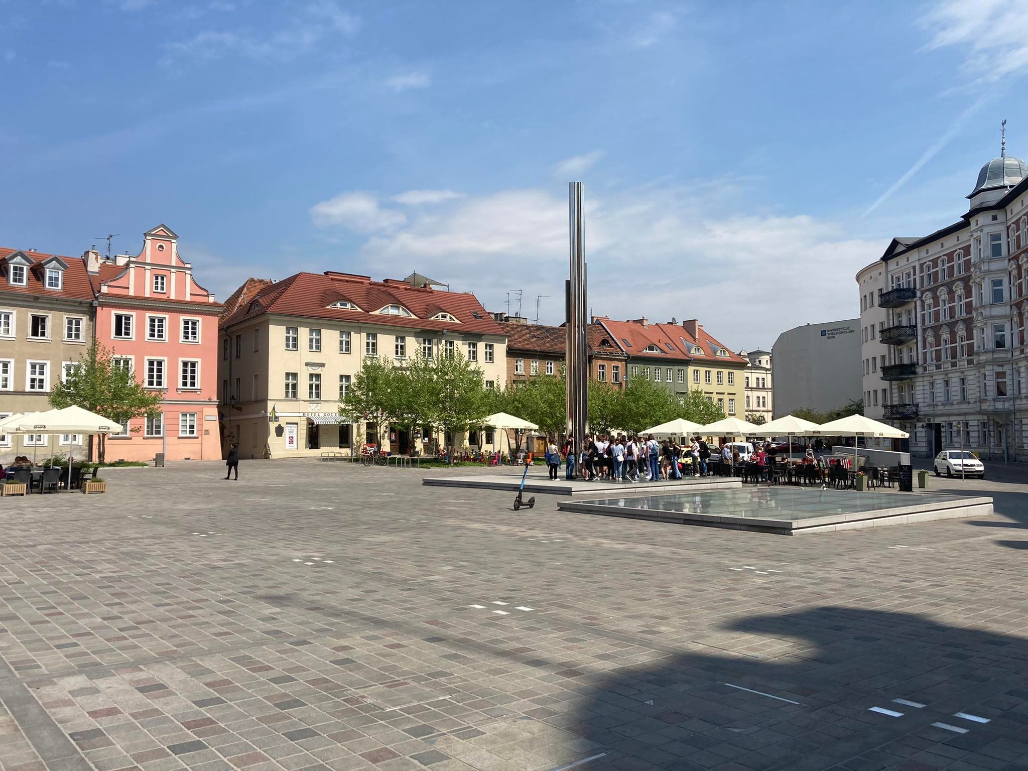plac kolegiacki fontanna i ogródki - Adam Michalkiewicz 