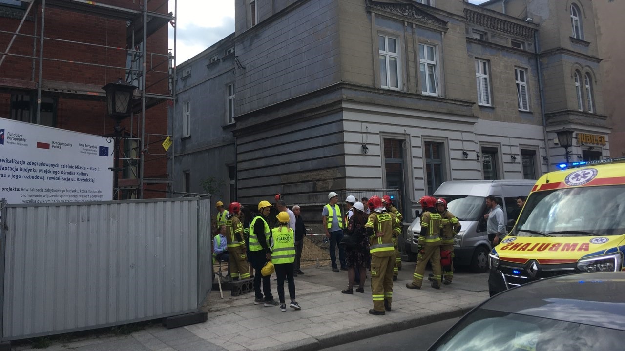 wypadek budowlany gniezno miejski dom kultury - Rafał Muniak - Radio Poznań