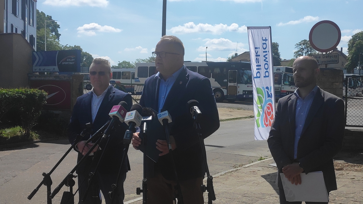 dworzec piła komarowski - Przemysław Stochaj - Radio Poznań