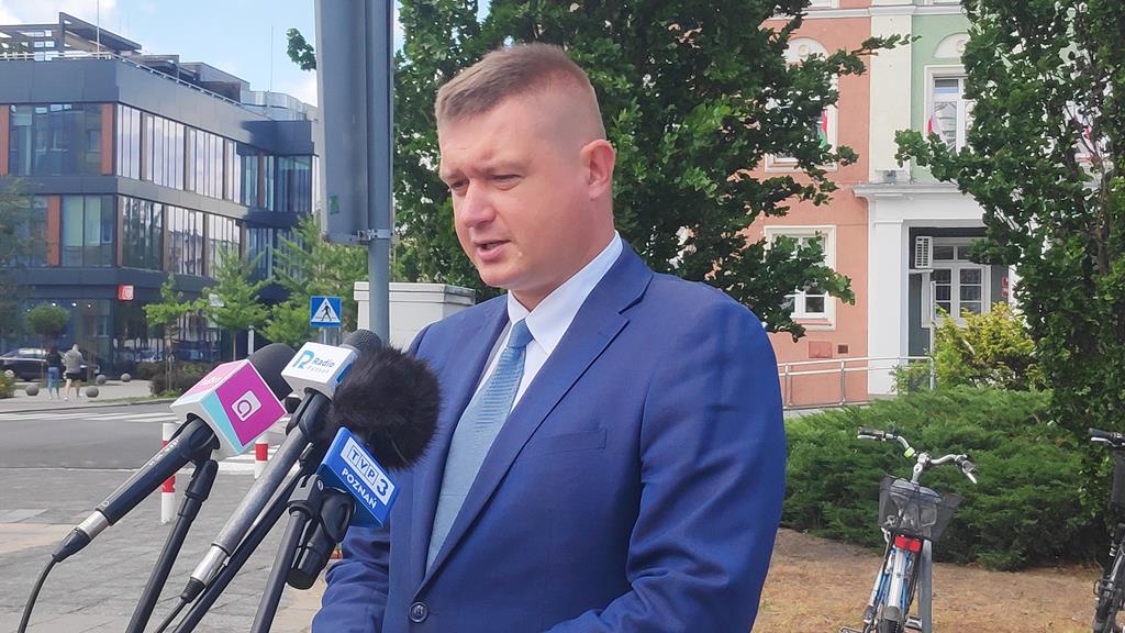 Poseł PiS Marcin Porzucek - Przemysław Stochaj