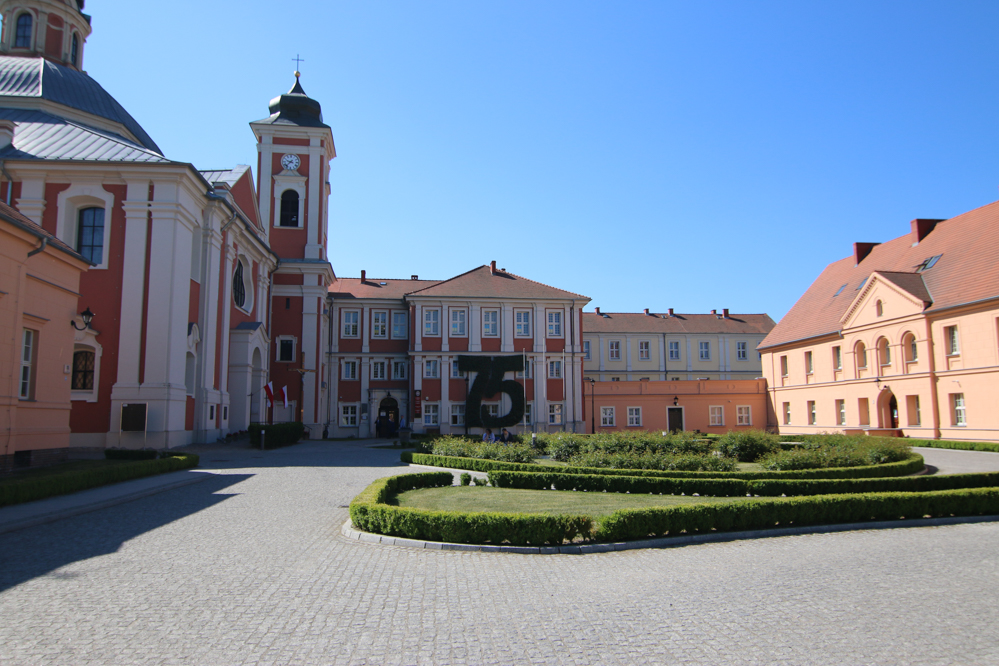 75-lecie Specjalnego Ośrodka dla Dzieci Niewidomych w Owińskach - Leon Bielewicz  - Radio Poznań