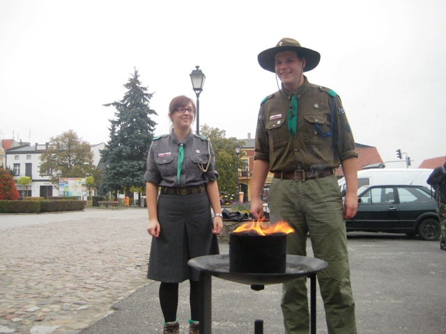Kostrzyn - hołd 27 ofiarom publicznej egzekucji z 20.10 1939r./fot.Rafał Regulski