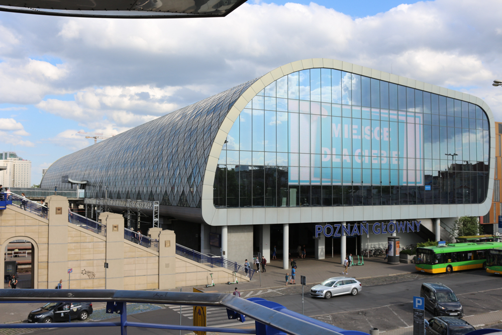 chlebak 10 lat sterczewski urodziny dworca pkp - Leon Bielewicz - Radio Poznań
