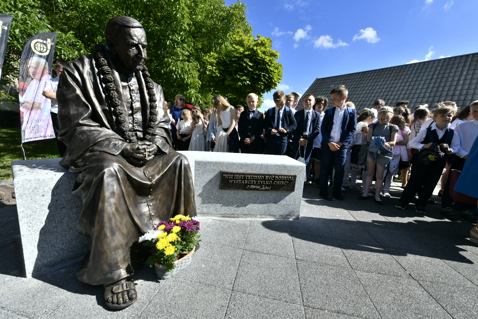 ławeczka ojca mariana żelazka - Wojtek Wardejn - Radio Poznań