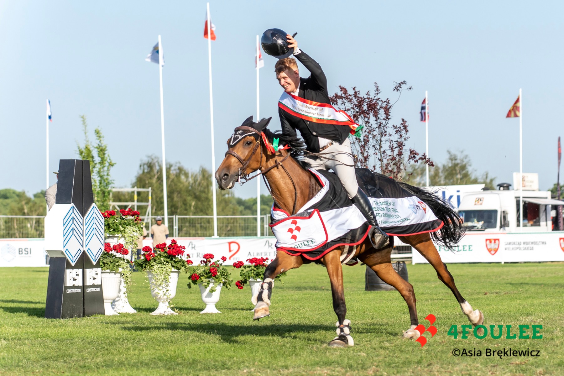Arkadiusz Fimmel na koniu Elastiqua memoriał frankiewicza - 4Foulee