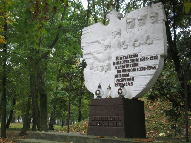Duszniki - pomnik Walk i Męczeństwa/fot. Jacek Lichocki