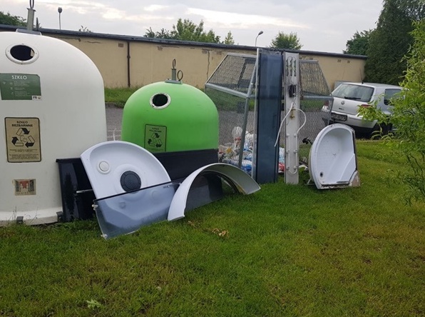 śmieci Gnieźnieńska Spółdzielnia Mieszkaniowa - Gnieźnieńska Spółdzielnia Mieszkaniowa