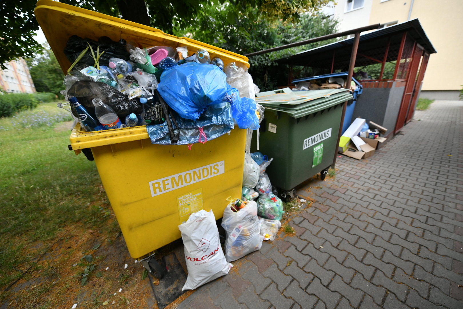 śmieci kosze remondis promienna - Wojtek Wardejn - Radio Poznań