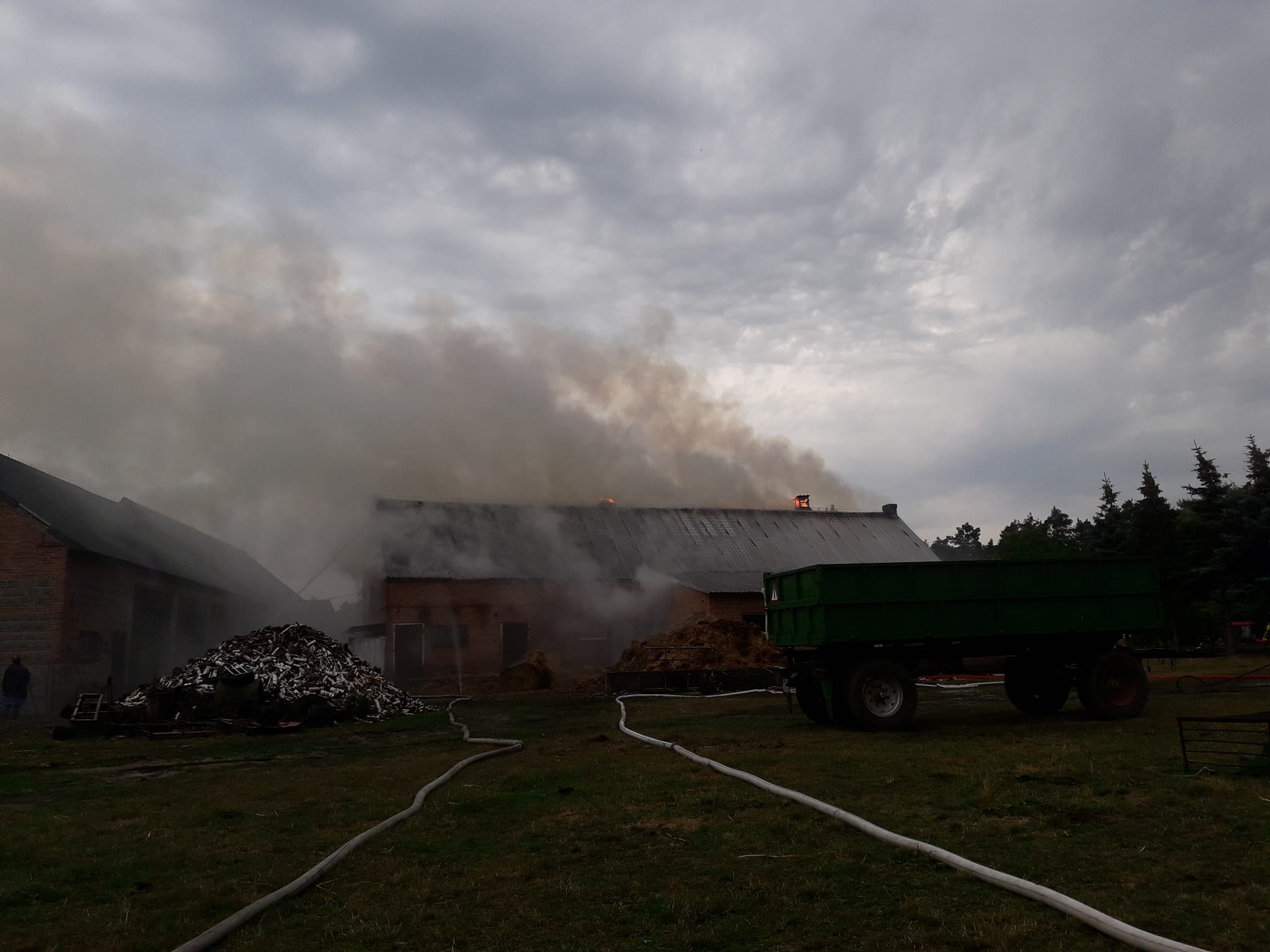 pożar stodoły dębionka - OSP Zawady