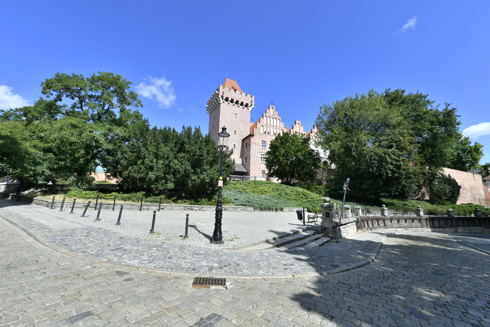 wzgórze przemysła zamek przemysła - Wojtek Wardejn - Radio Poznań