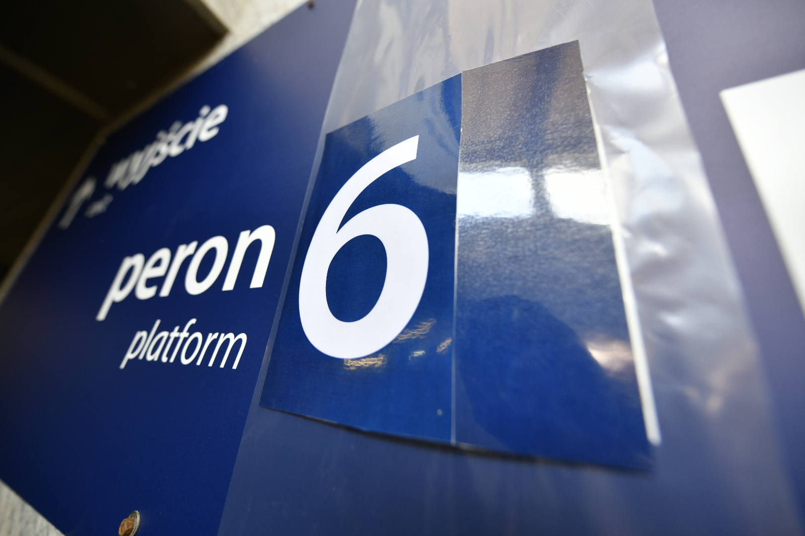 PKP zmienia numerację na poznańskim dworcu - Wojtek Wardejn - Radio Poznań