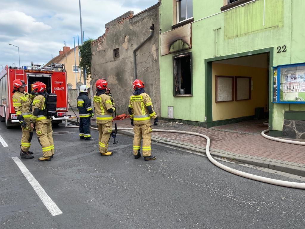 pożar kamienicy grodzisk wielkopolski - OSP KSRG Grodzisk Wlkp.