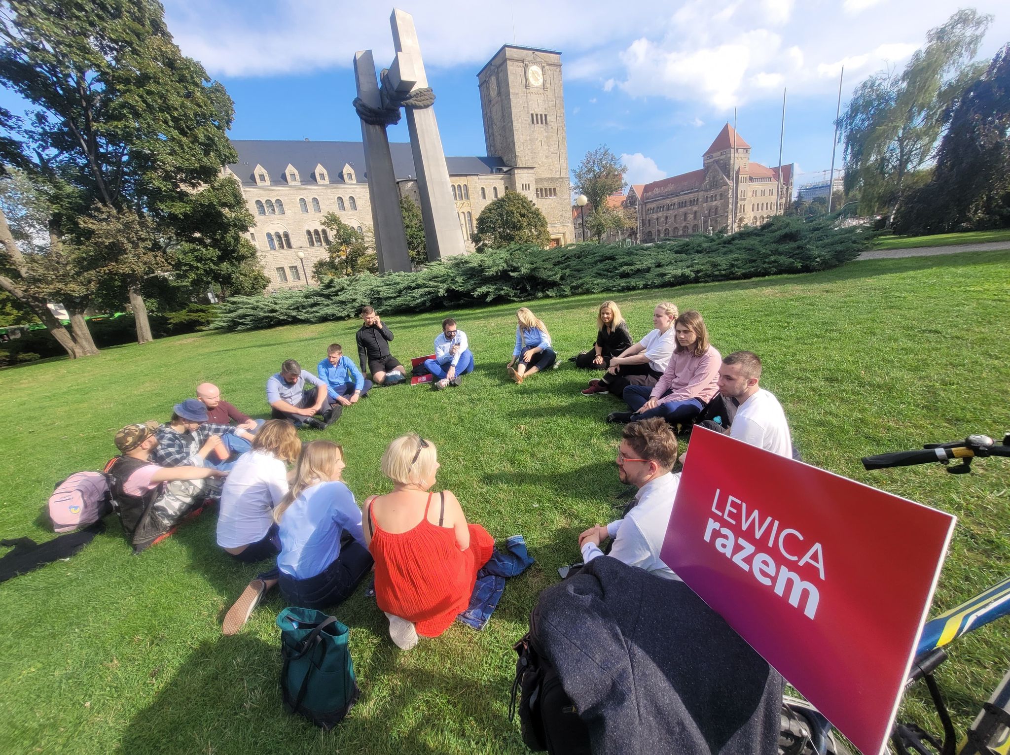 lewica spotkanie pod poznańską Operą - Hubert Jach