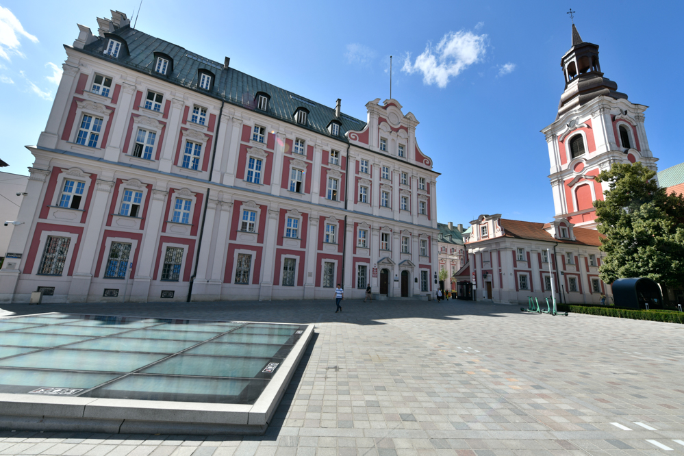urząd miasta plac kolegiacki - Wojtek Wardejn - Radio Poznań