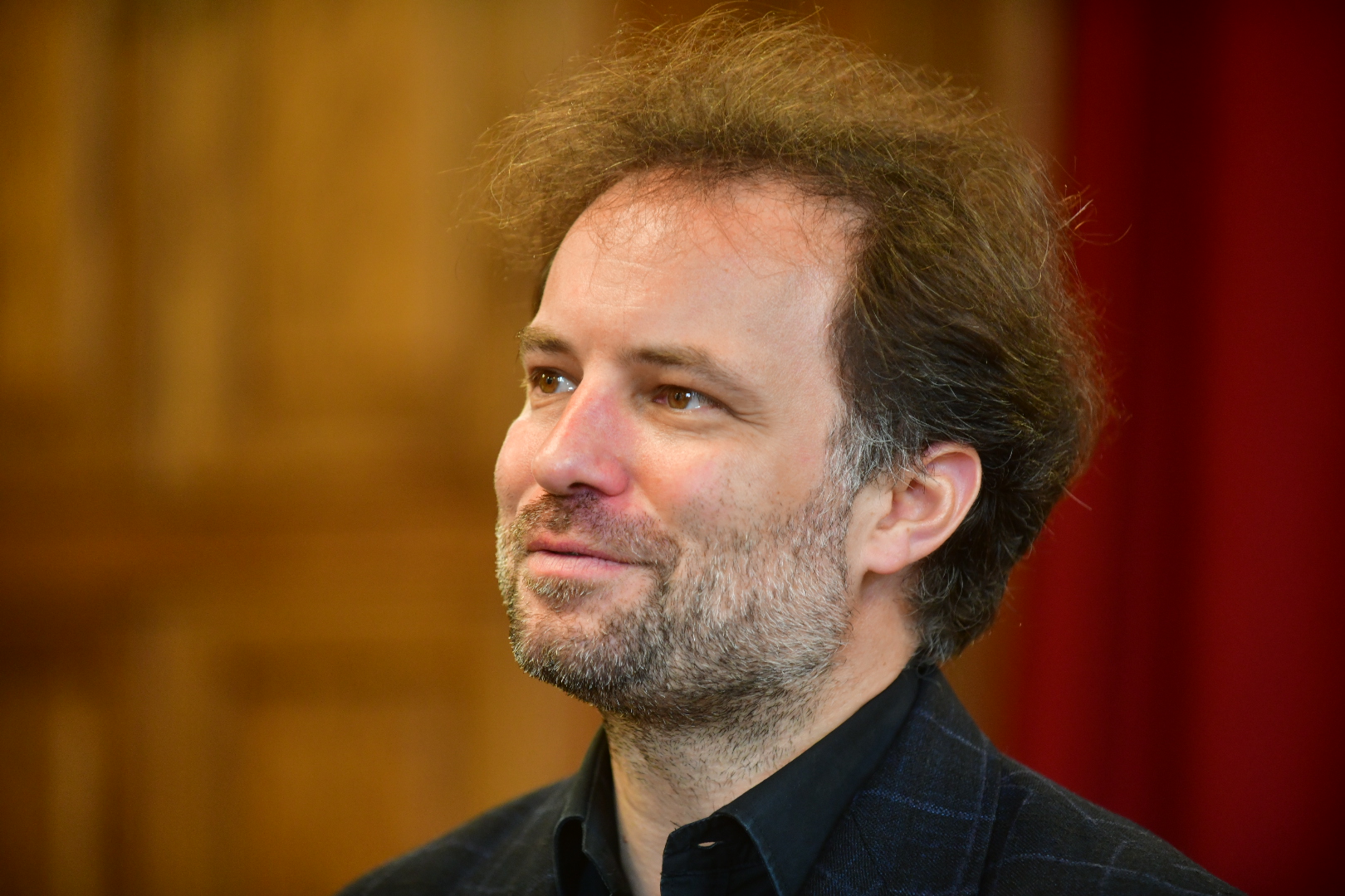 maestro Łukasz Borowicz dyrygent filharmonia poznańska  - Wojtek Wardejn - Radio Poznań