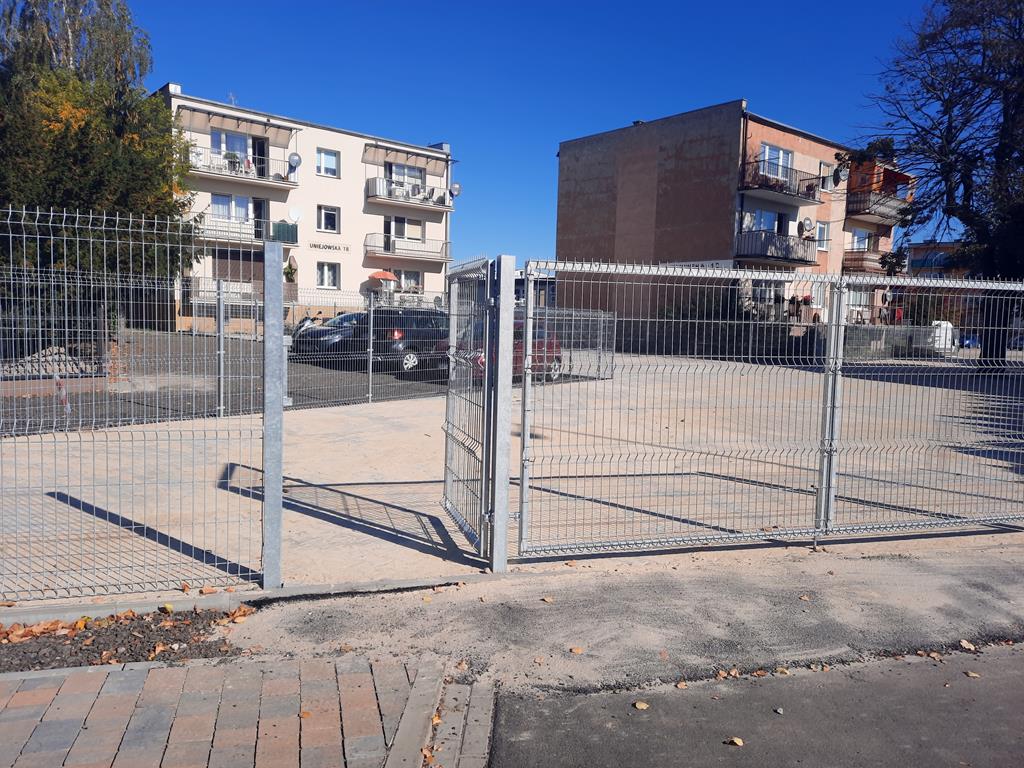bloki przy ulicy uniejowskiej turek problemy z drogą - Sławomir Zasadzki