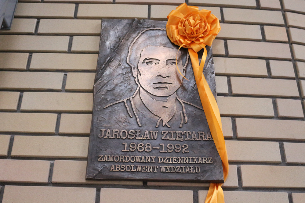 jarosław ziętara wnpid uam tablica - Leon Bielewicz - Radio Poznań