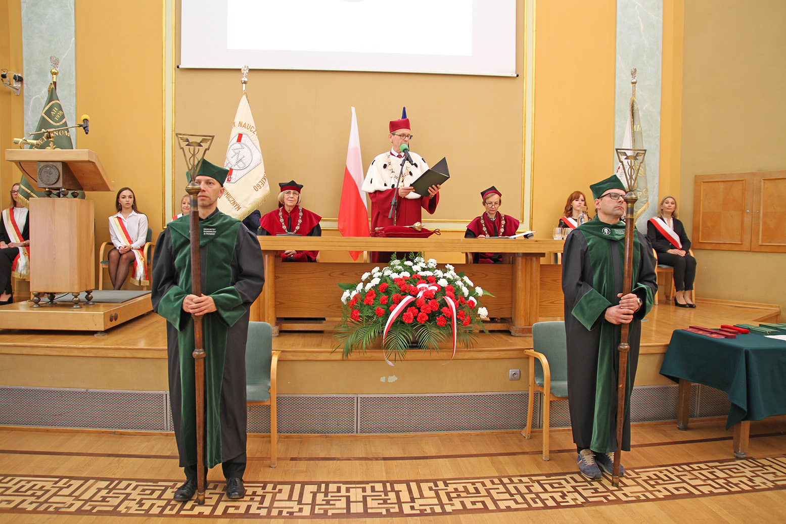 Uniwersytet Ekonomiczny w Poznaniu inauguracja - Uniwersytet Ekonomiczny w Poznaniu