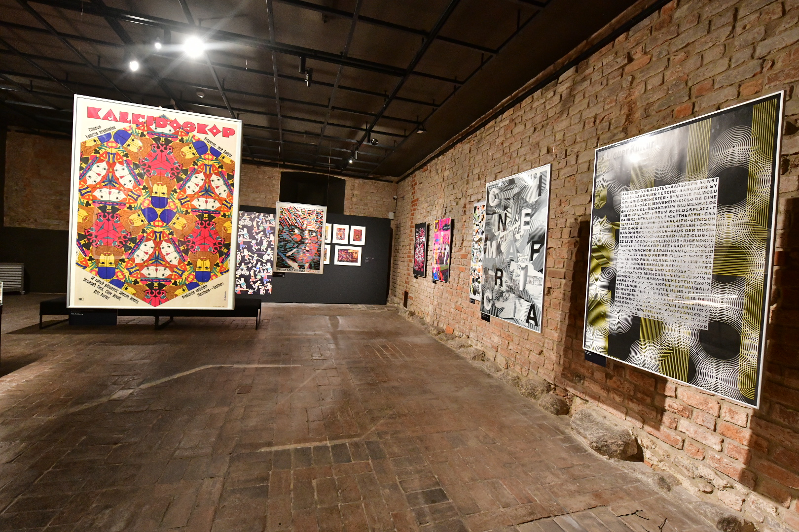 "Wiele/Niewiele" Muzeum Sztuk Użytkowych w Zamku Królewskim  - Wojtek Wardejn - Radio Poznań