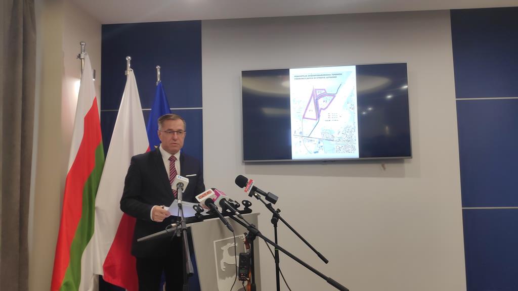 piła program inwestycji strategicznych strefa przemysłowa piła prezydent piotr głowski - Przemysław Stochaj