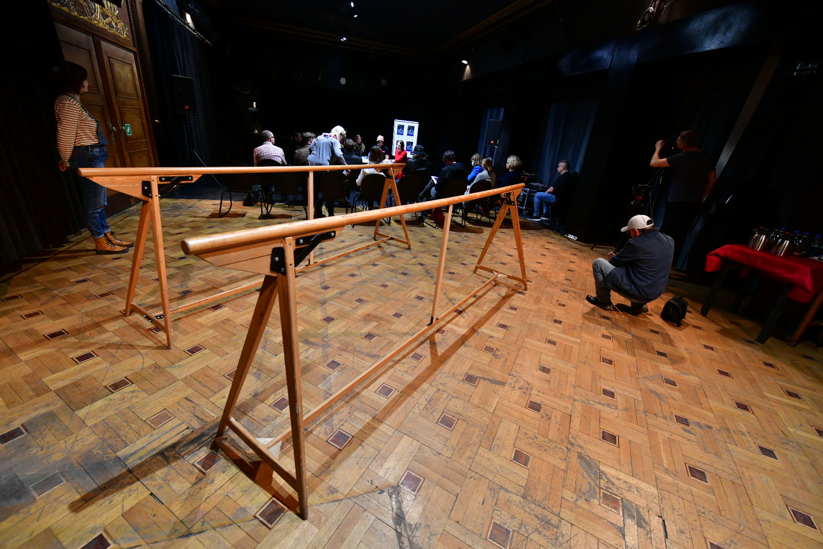 łabędzie niewidomi teatr wielki - Wojtek Wardejn - Radio Poznań