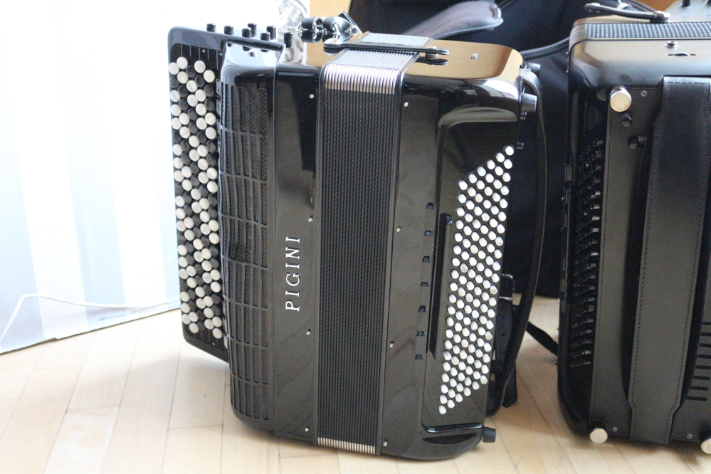 Pięćdziesiąt lat Klasy Akordeonu w Akademii Muzycznej w Poznaniu akordeon - Leon Bielewicz  - Radio Poznań