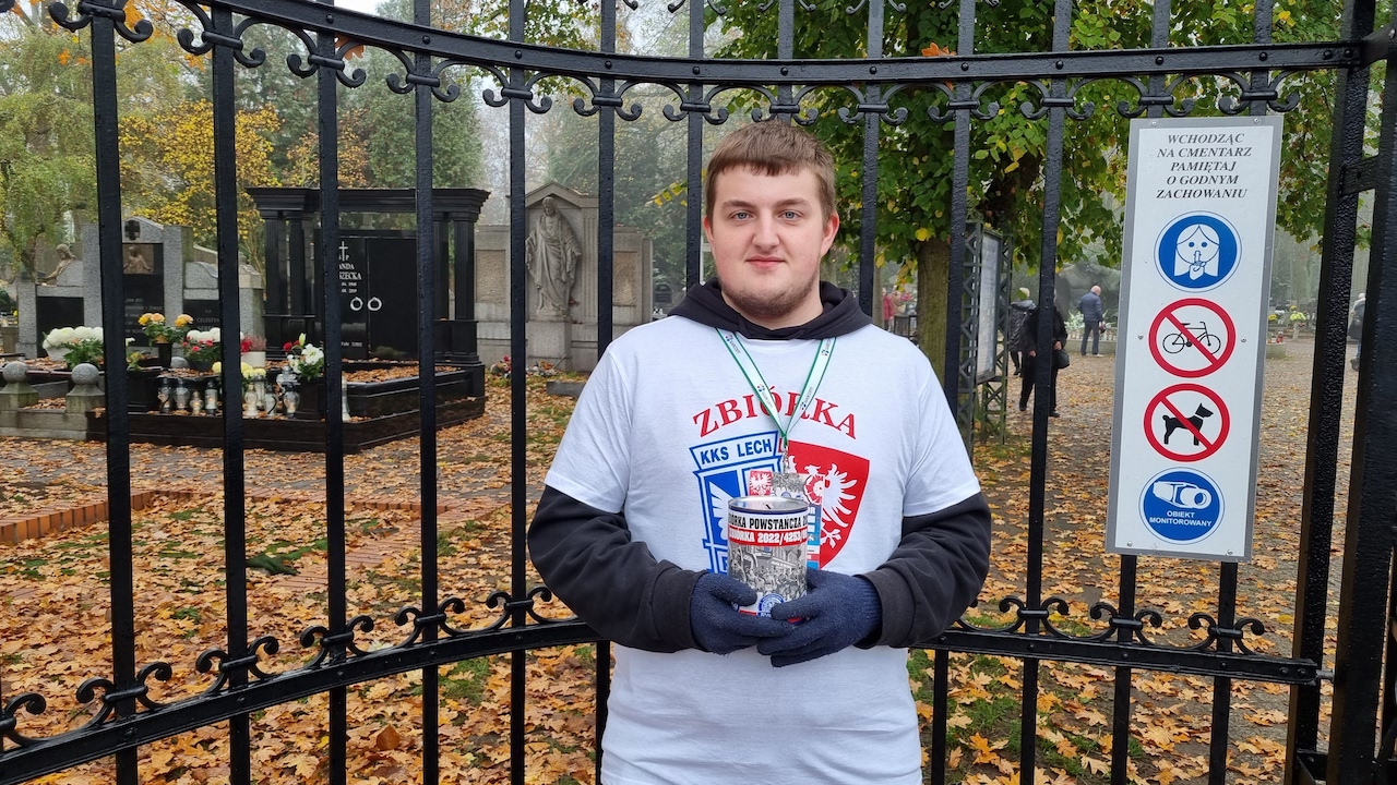 kwesta zbiórka groby powstańców lech kibice lecha - Magdalena Konieczna - Radio Poznań