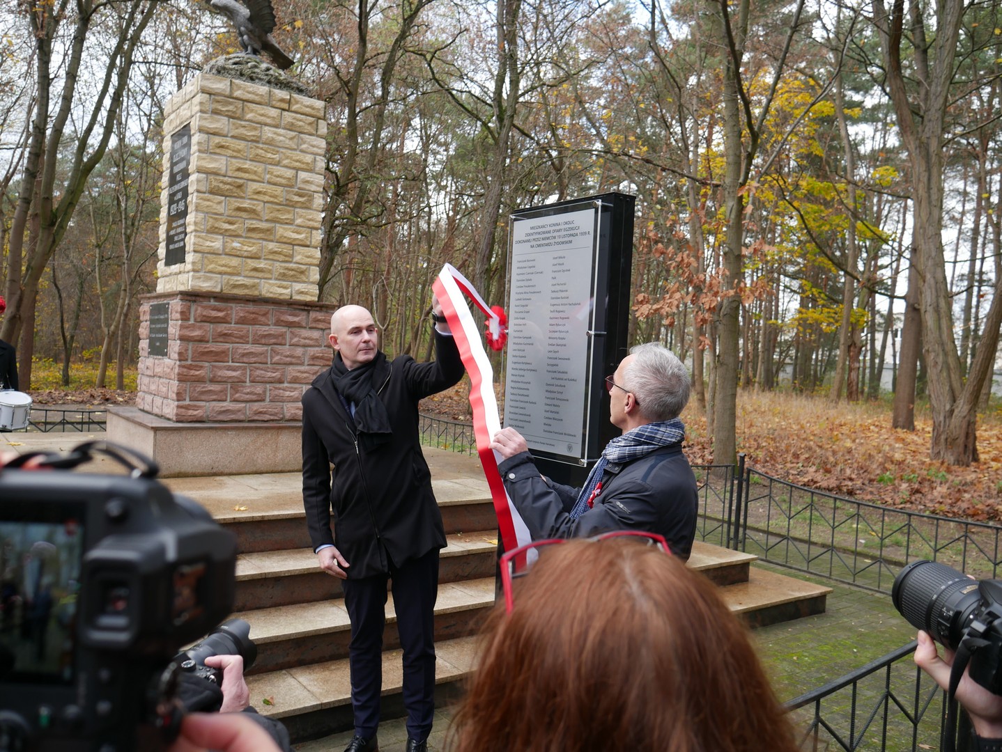 konin tablica ofiary niemieckich zbrodni - Sławomir Zasadzki - Radio Poznań