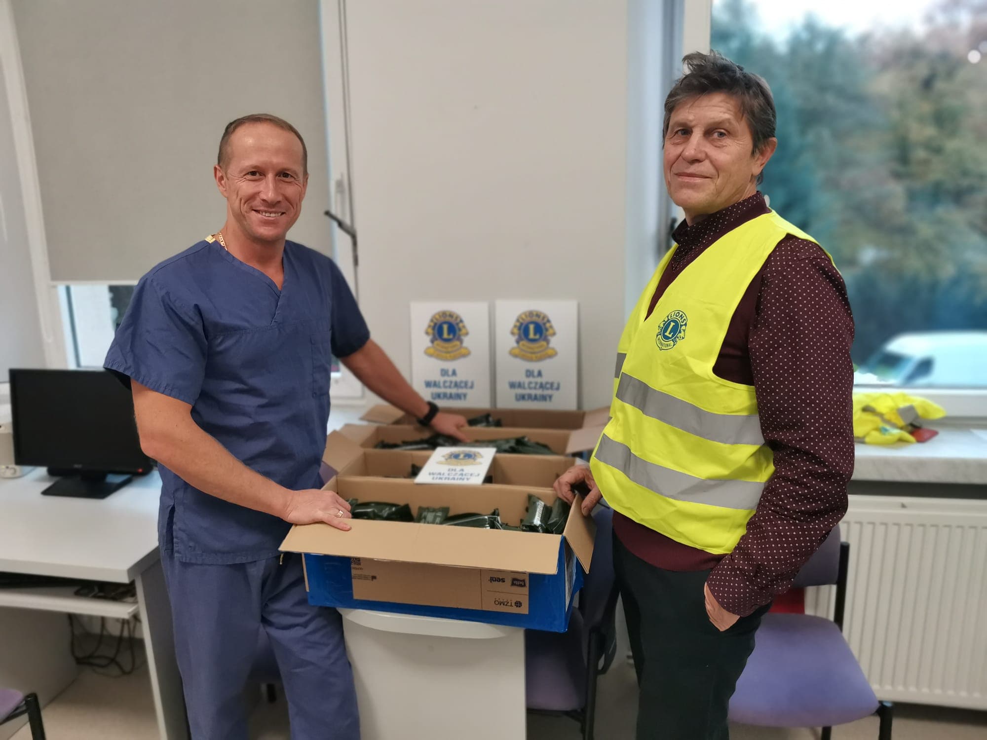 Specjalistyczne opatrunki do ran dwustronnych trafiły na Ukrainę - LIONS CLUB Calisia