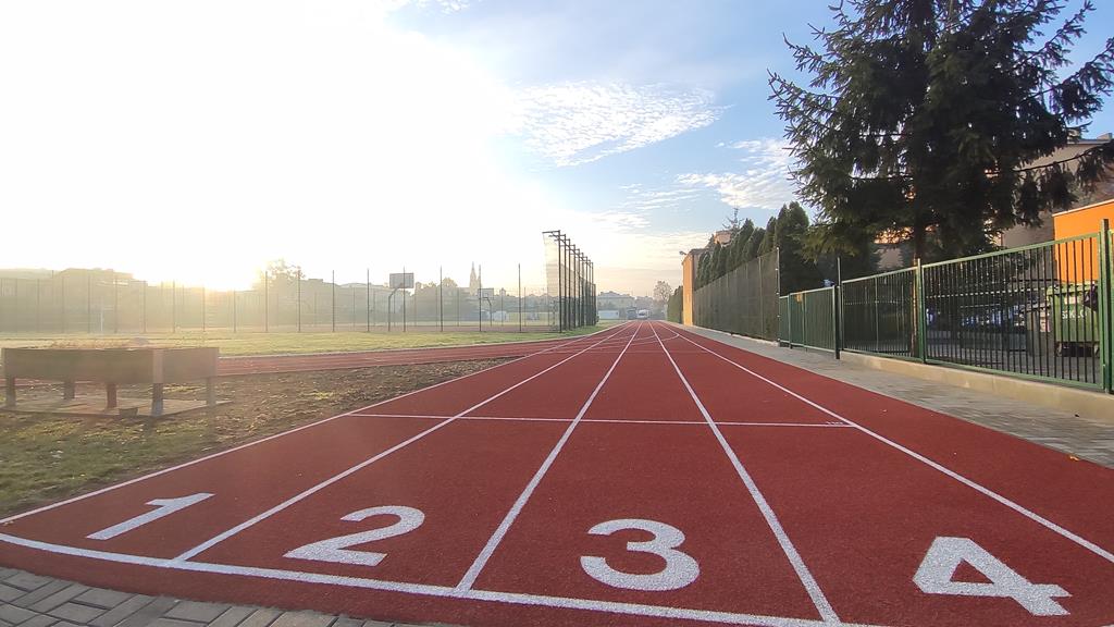 bieżnia turek bieganie - Starostwo Powiatowe w Turku