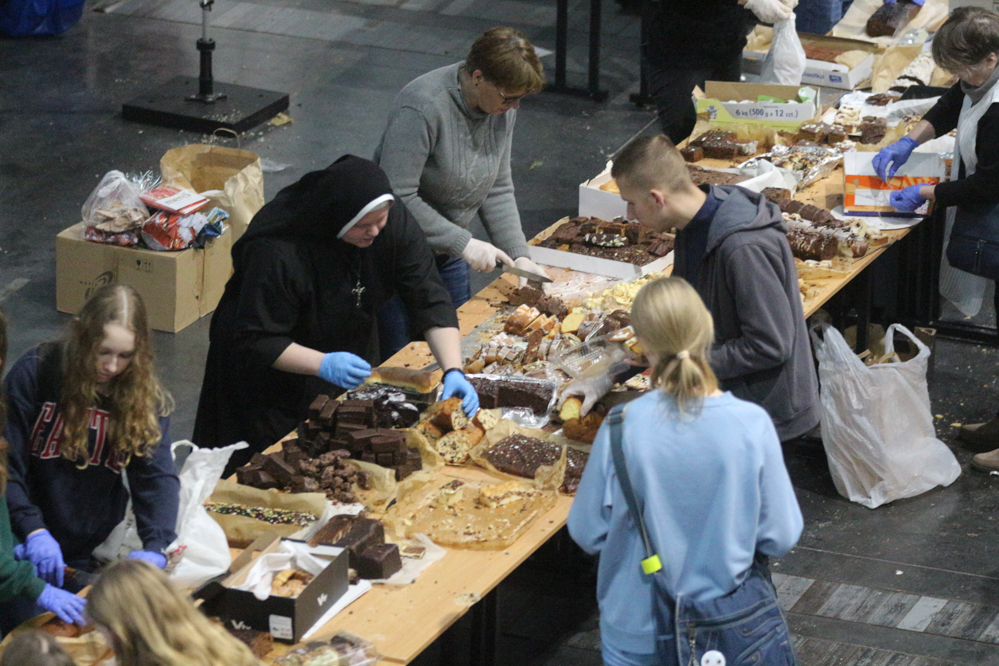 wigilia caritas poznań przygotowania - Leon Bielewicz  - Radio Poznań