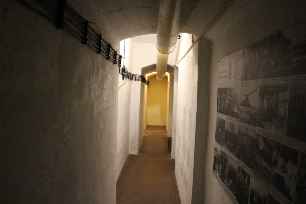 schron w Grunwaldzkim Parku Społecznym - Leon Bielewicz  - Radio Poznań