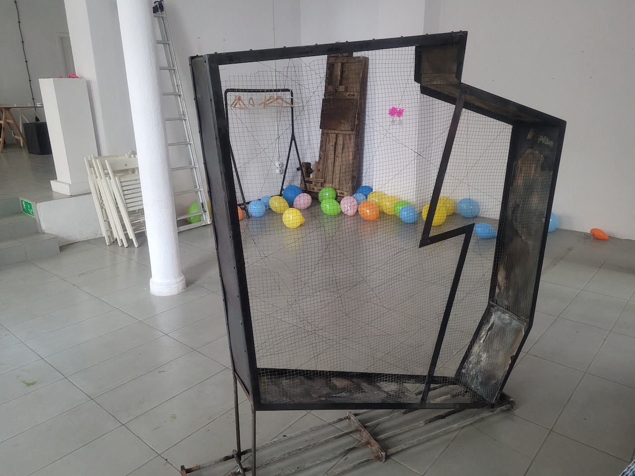 instalacja kontur polski łazarz - Hubert Jach - Radio Poznań