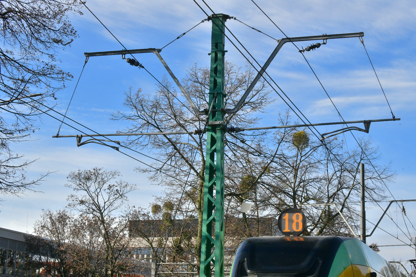 słup trakcyjny tramwajowy 1955 - Wojtek Wardejn - Radio Poznań