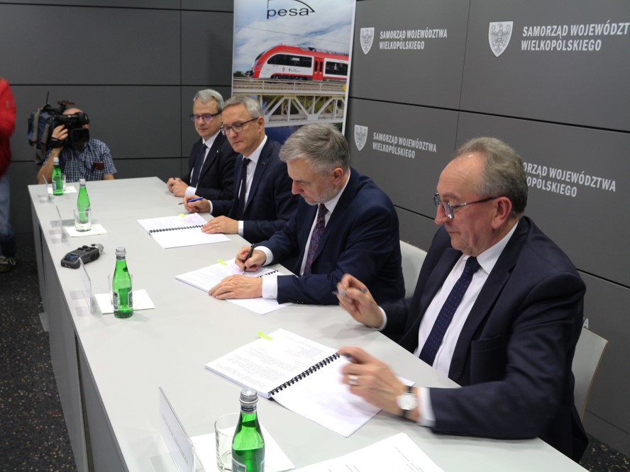 nowe pociągi umowa z bydgoską pesa - Leon Bielewicz  - Radio Poznań