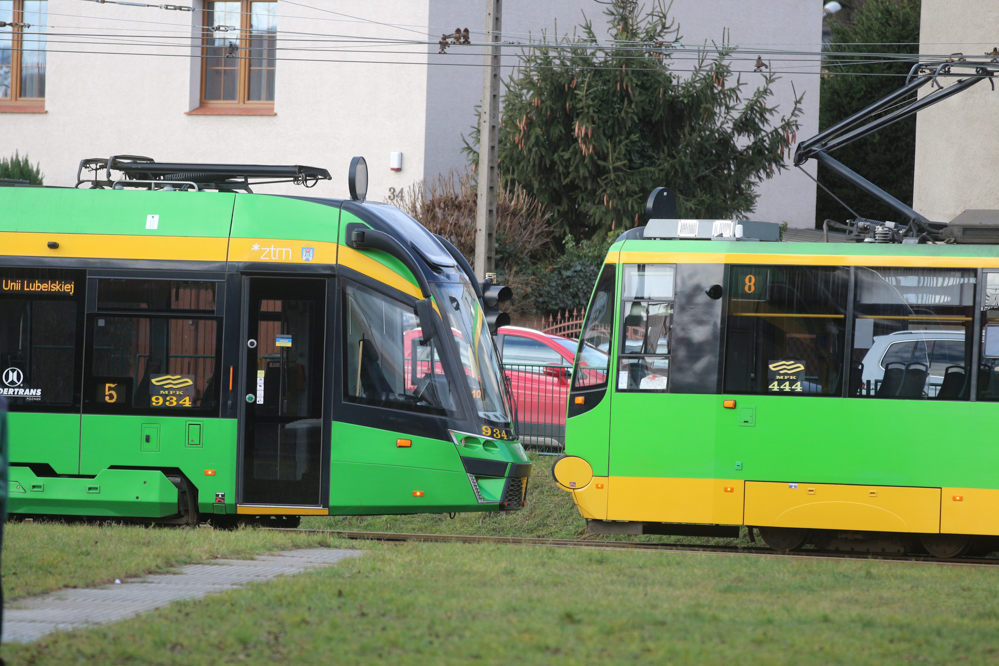 autobus tramwaj mpk komunikacja miejska pasażer pasażerowie peka - Leon Bielewicz - Radio Poznań