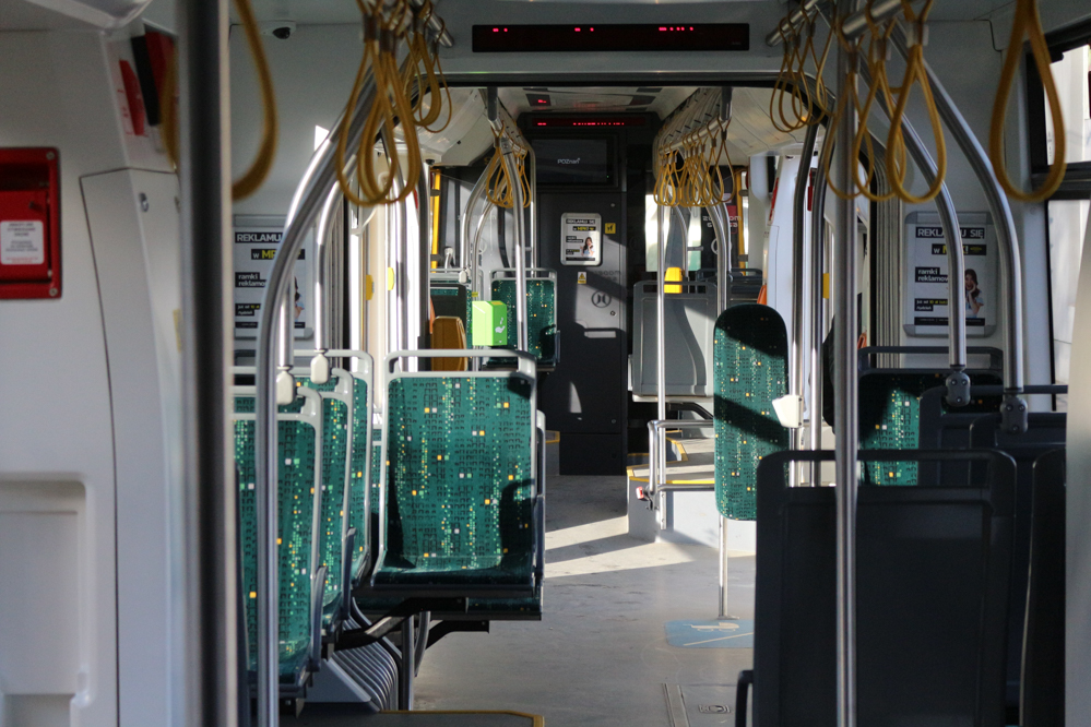 autobus tramwaj mpk komunikacja miejska pasażer pasażerowie peka - Leon Bielewicz - Radio Poznań