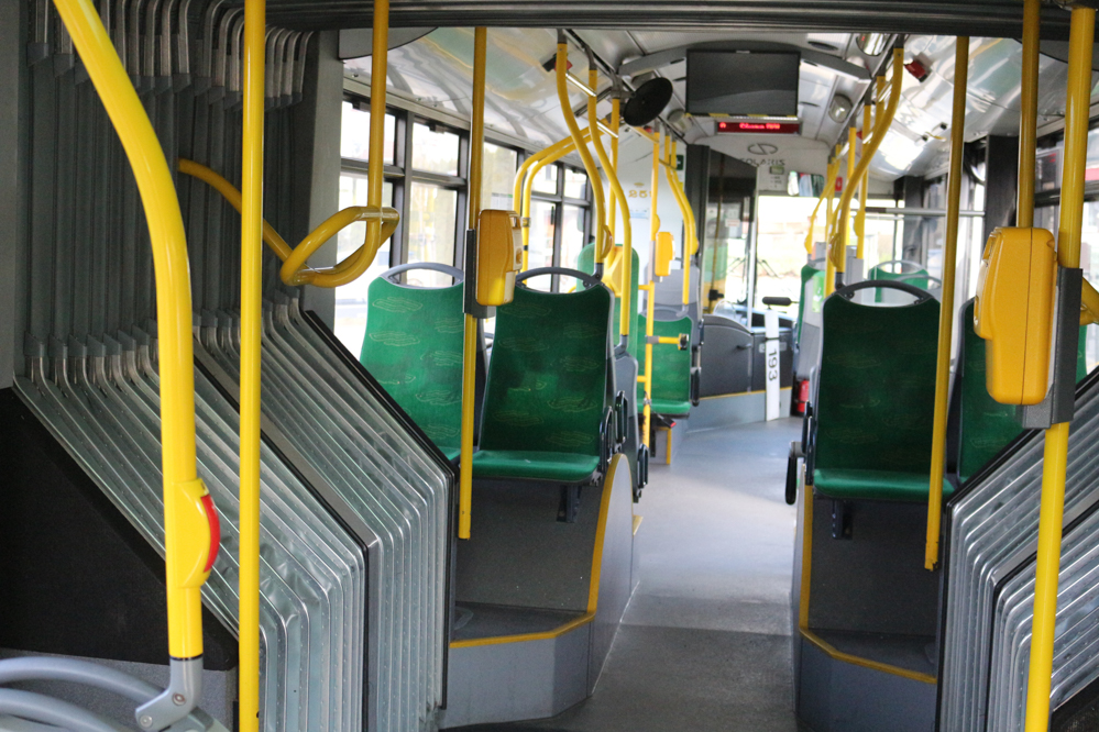 autobus tramwaj mpk komunikacja miejska pasażer pasażerowie peka - Leon Bielewicz - Radio Poznań