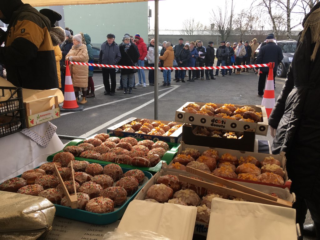 pączki koła gospodyń wiejskich pączki gniezno - Rafał Muniak - Radio Poznań
