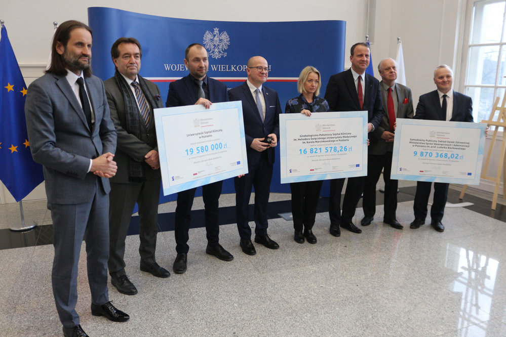 Ponad 46 mln złotych dla poznańskich szpitali wiceminister piotr bromber - Leon Bielewicz  - Radio Poznań