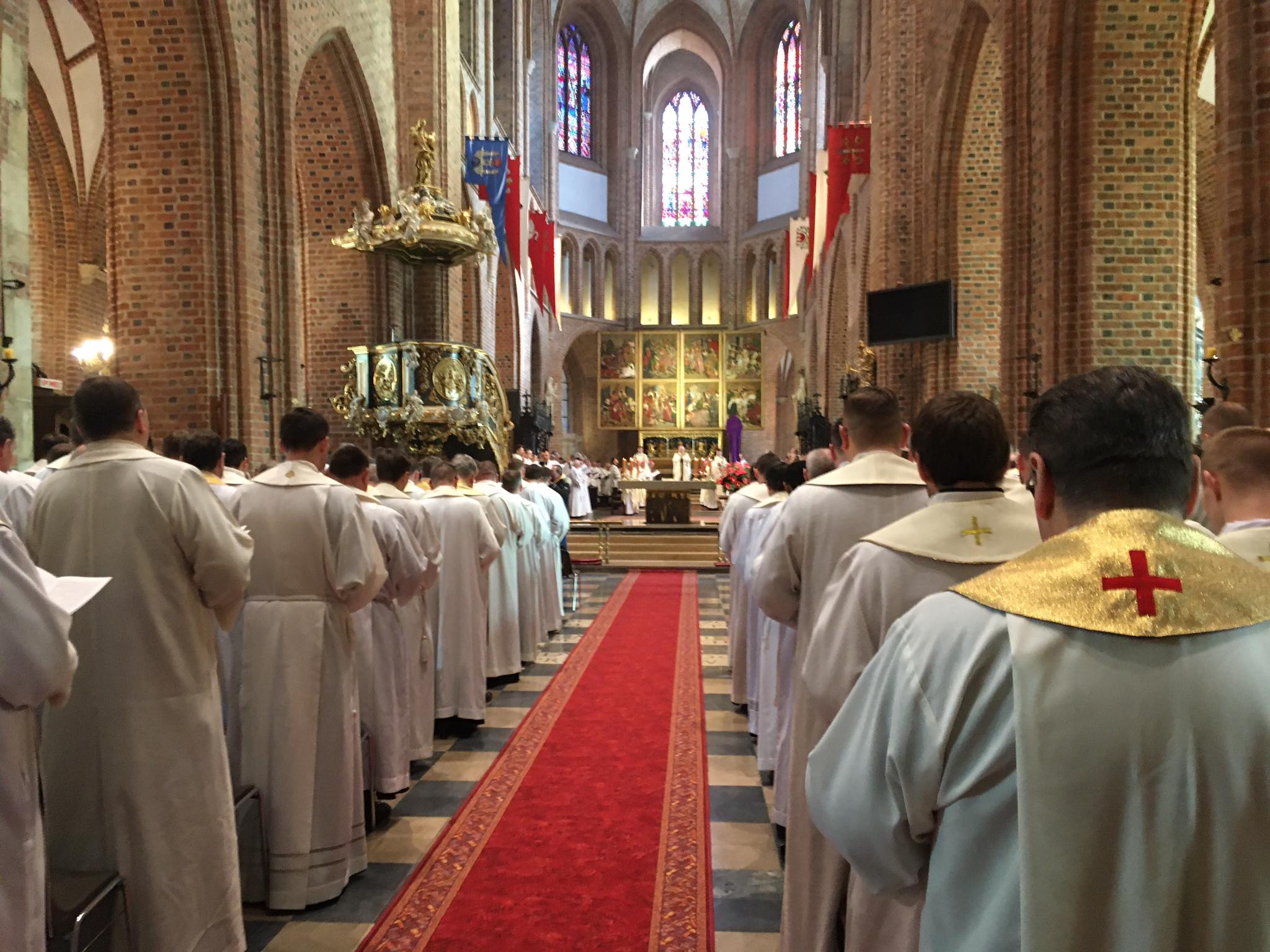 msza krzyżma triduum paschalne wielki czwartek - Jacek Butlewski - Radio Poznań